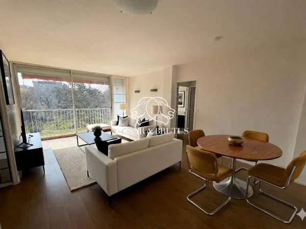 Appartement 4 pièces 84 m²
