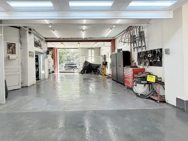 Fonds de commerce 80 m²