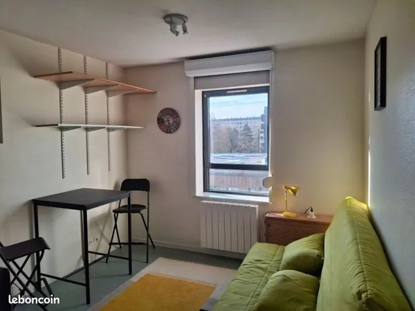 Studio meublé quartier place St Marc