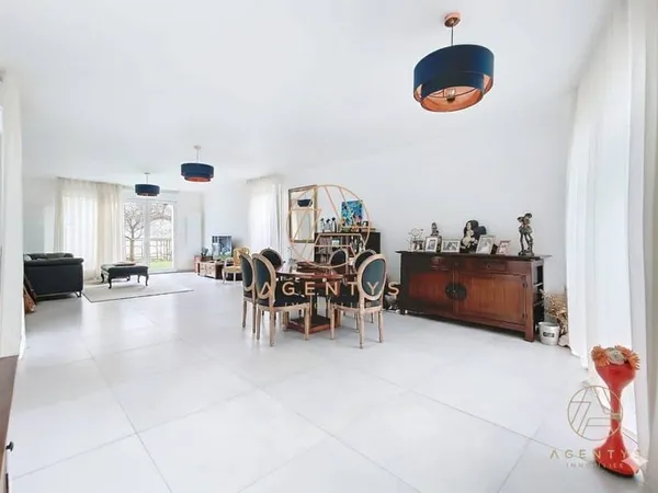 Maison 7 pièces 165 m²