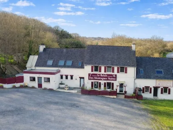 Immeuble 4 pièces 407 m²