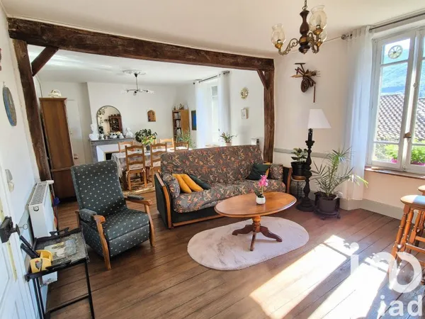 Maison 8 pièces 232 m²