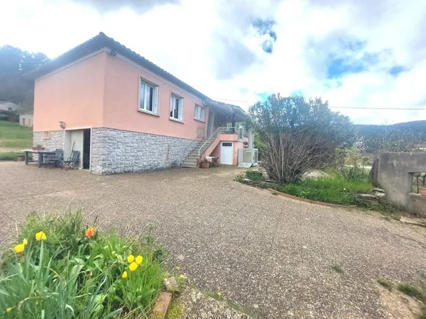 Maison 75m2 avec sous sol et terrain constructible
