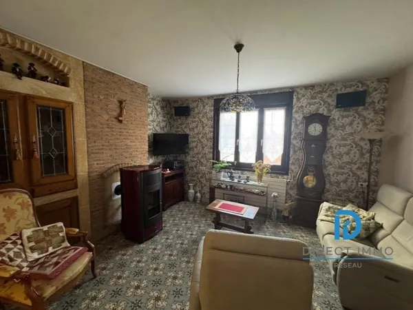 Maison 8 pièces 100 m²