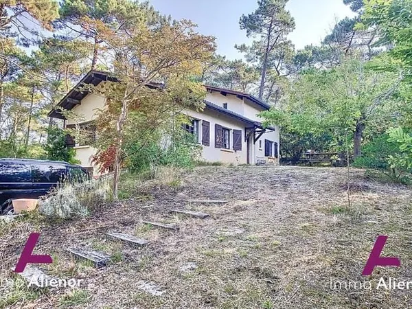 Maison 5 pièces 140 m²