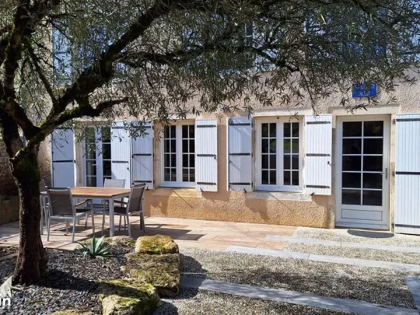 Maison 4 chambres, 2 salles de bain, 1 véranda, jardin sans vis-à-vis