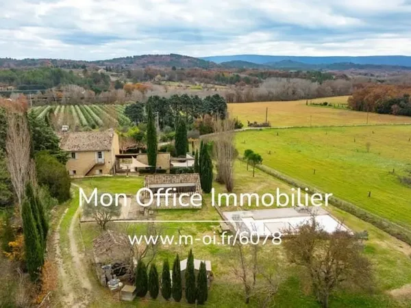 Référence : 6078-ANC - Magnifique bastide en pierres rénovée à Roussillon
