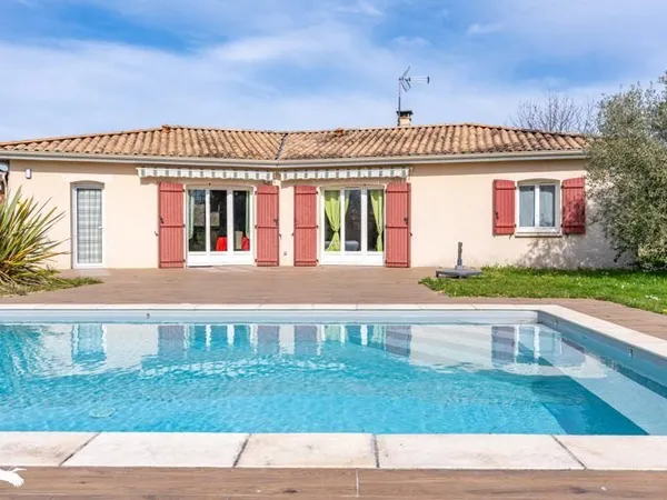 Pavillon de 5 pièces principales