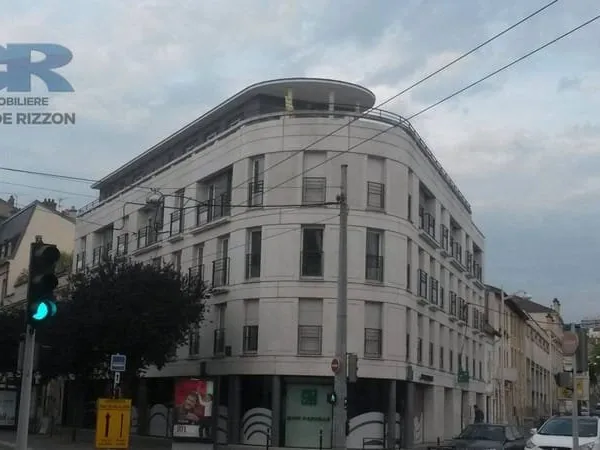 Appartement 4 pièces 93 m²