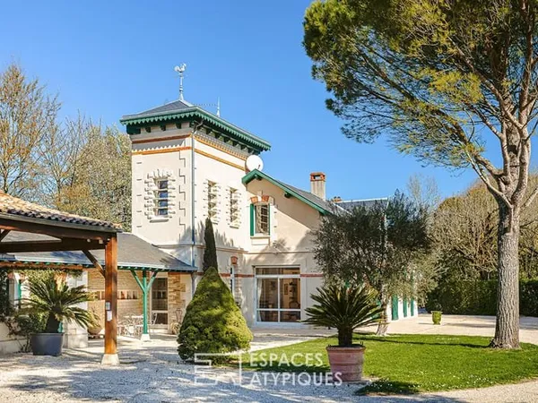 Anciennes écuries transformées en propriété de charme