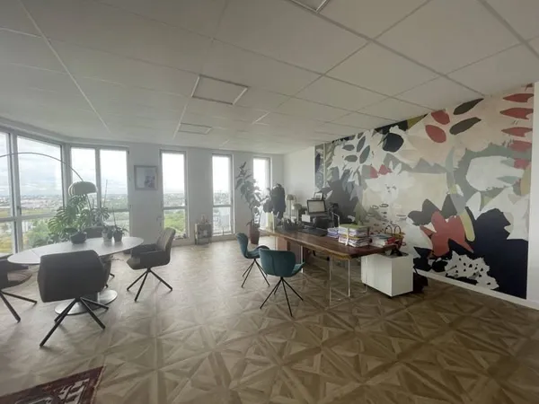 Bureaux 457 m²
