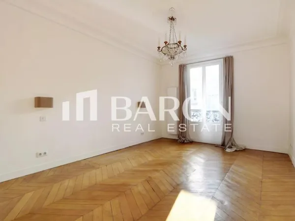 Vends T2 - 49m² - Paris 17ème