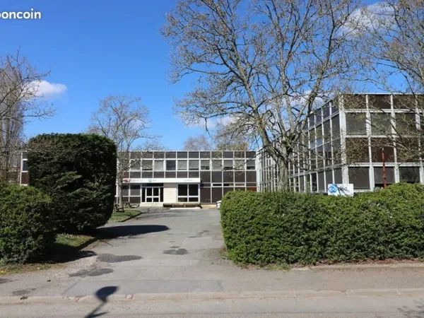BUREAUX 14 m² BUC