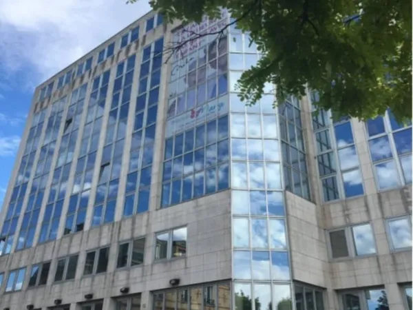 Bureaux 1844 m²