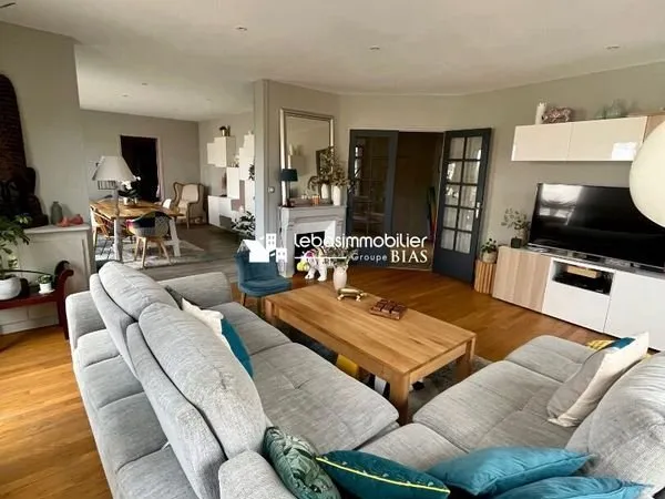 Appartement 6 pièces 186 m²