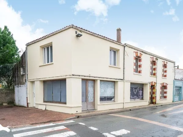 Immeuble 108 m²