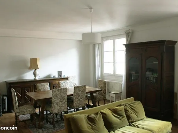 Chambre 4 pièces 15 m²