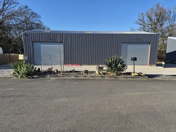 Local commercial / d'activité 156 m2 Modulable Zone d'