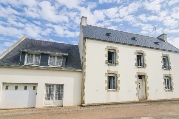 Maison 10 pièces 243 m²