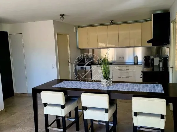 Appartement 4 pièces 90 m²