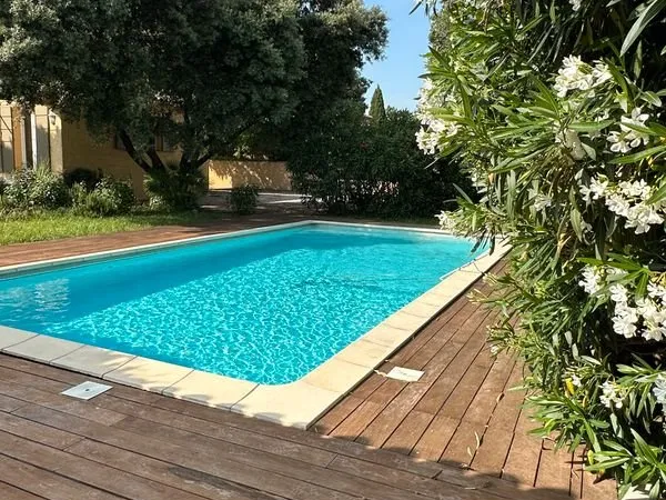 Villa avec piscine