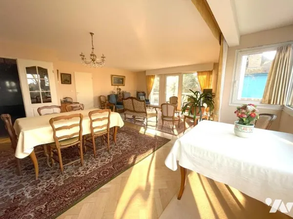 Appartement 5 pièces 156 m²