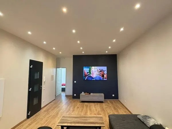 Chambre étudiante meublée en colocation - T4 rénové - Cours Julien, Marseille
