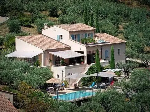 Villa 11 pièces 295 m²