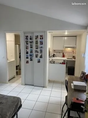 Studio 1 pièce 20 m²