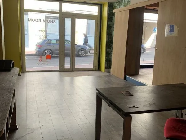 Local commercial 82 m² Limoges