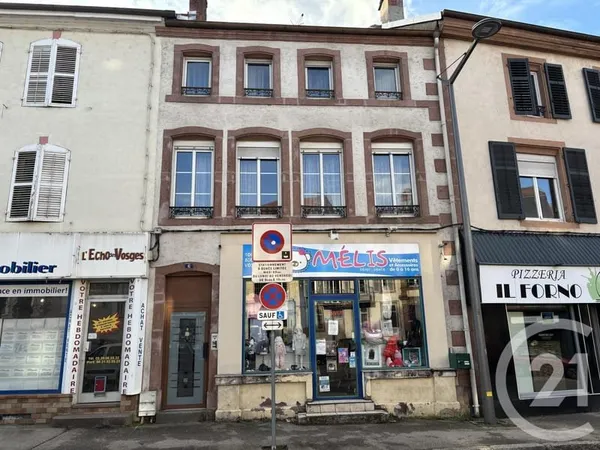 Bâtiment 320 m²