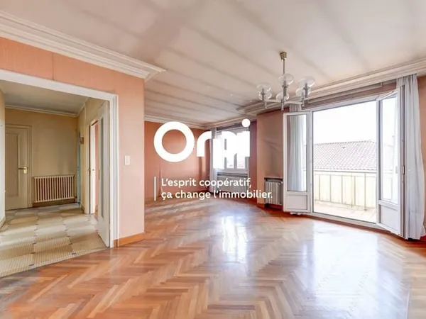 Appartement 5 pièces 18 m²