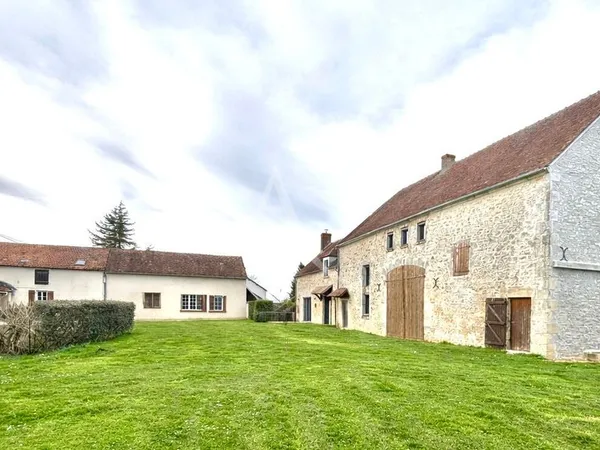 Maison 10 pièces 215 m²