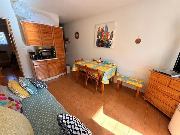 T1 coudouliere avec parking privé