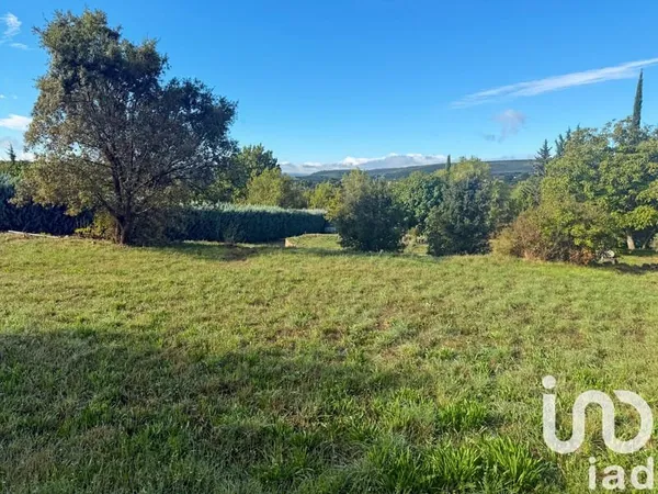 Terrain 1717 m²