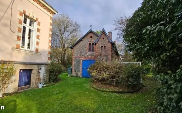 Maison 13 pièces 483 m²