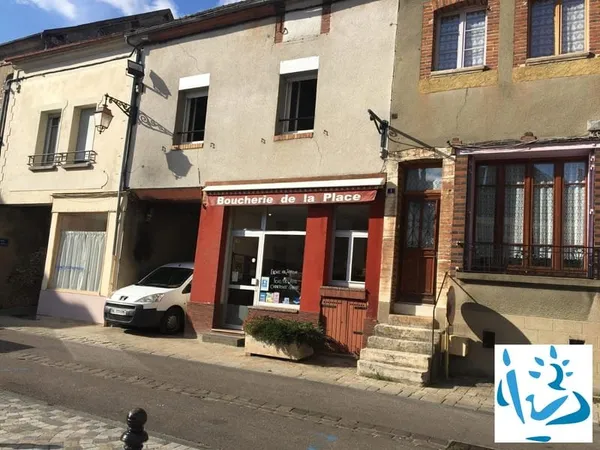 Immeuble de rapport 100 m²