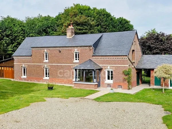 À VENDRE BEAU POTENTIEL POUR CET ANCIEN CORPS DE FERME AVEC GÎTE de 227m² LE MESNIL-RÉAUME (76)