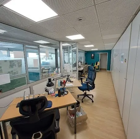 Bureaux 136 m²