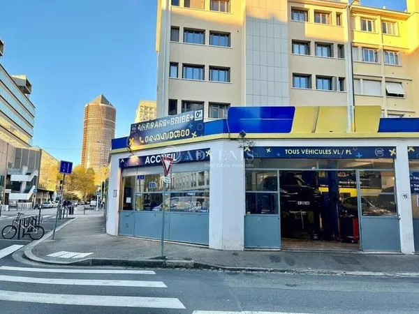 Fonds de commerce 176 m²