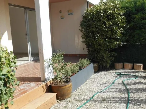 Spacieux 2 pièces avec jardin