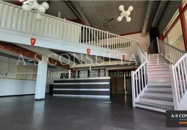 Bureaux 300 m²