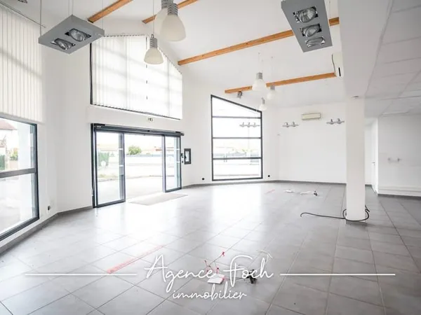 Maison 2 pièces 150 m²