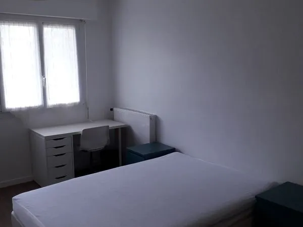 Colocation chambre meublée
