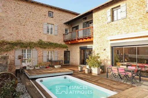 Maison 10 pièces 289 m²