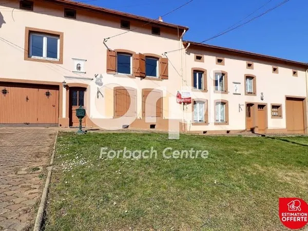 Maison 4 pièces 250 m²