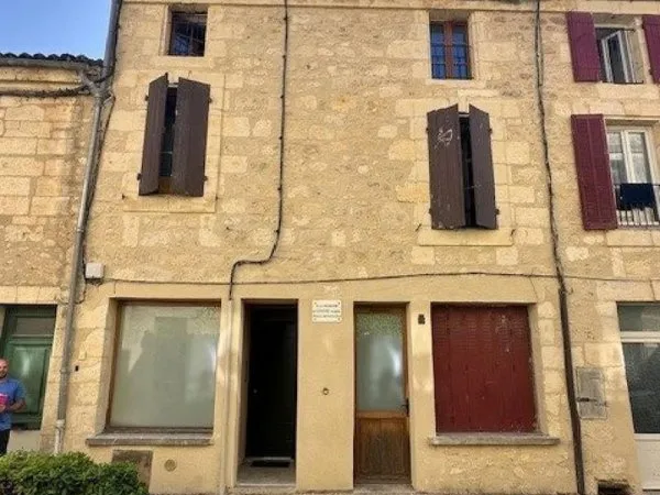 Immeuble 4 appartements- 24440 Beaumontois en Périgord.