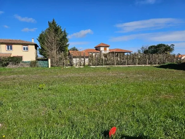 Terrain 421 m²