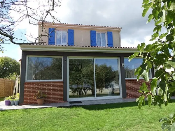 Maison 10 pièces 132 m²