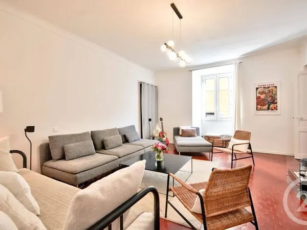 Appartement 3 pièces 103 m²